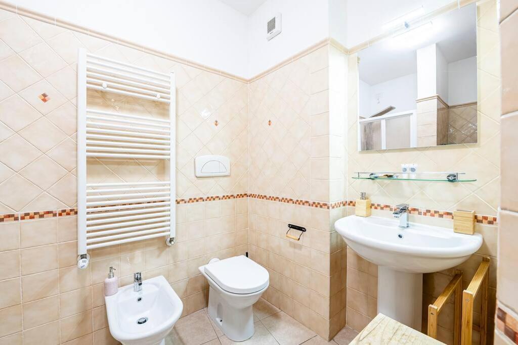 Leopolda Apartment Free Wi-Fi Florenz Exterior foto